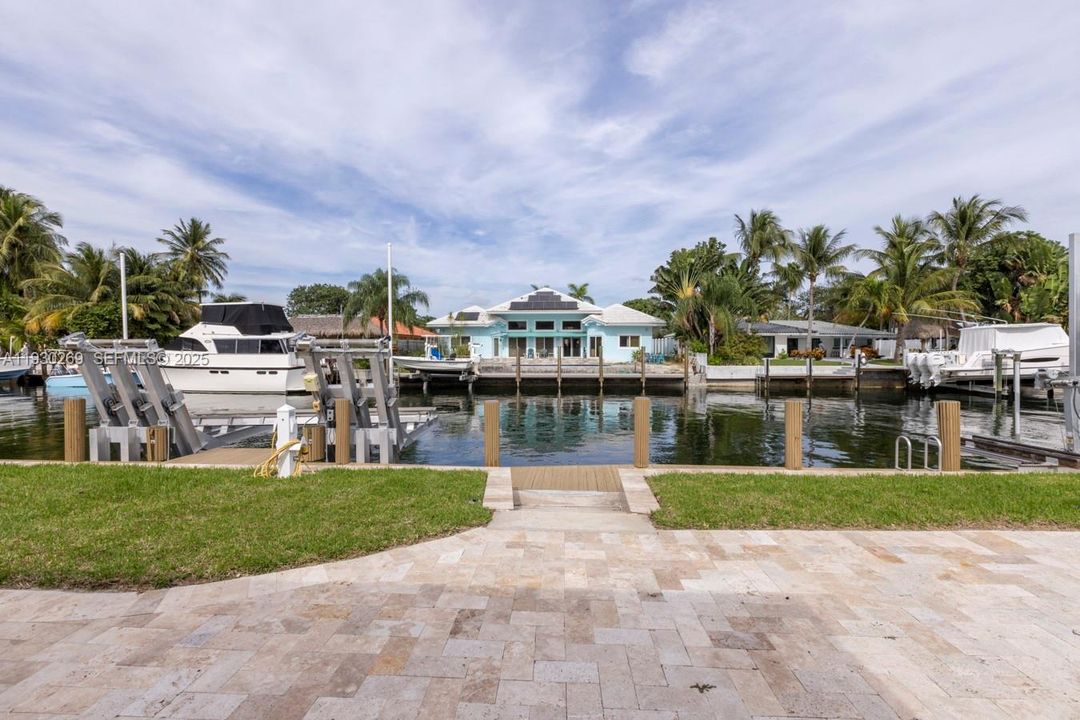 En Venta: $1,699,000 (3 camas, 2 baños, 1628 Pies cuadrados)