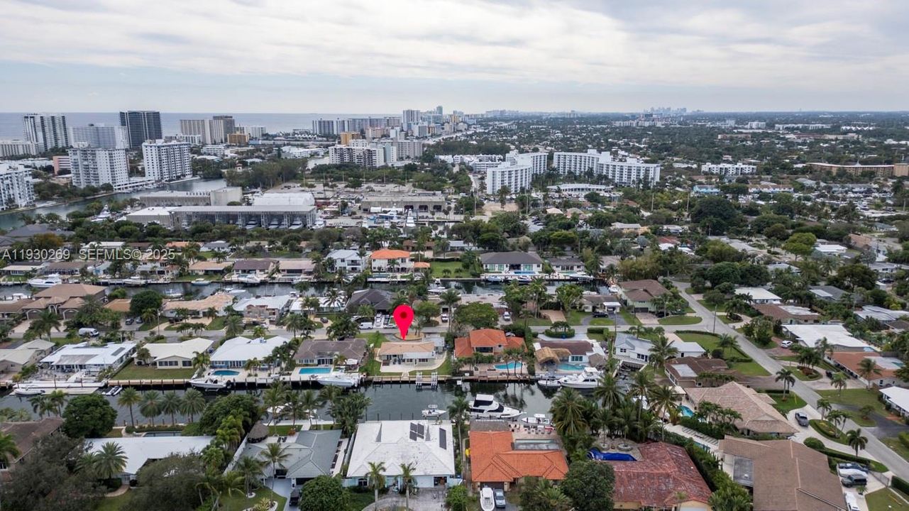 En Venta: $1,699,000 (3 camas, 2 baños, 1628 Pies cuadrados)