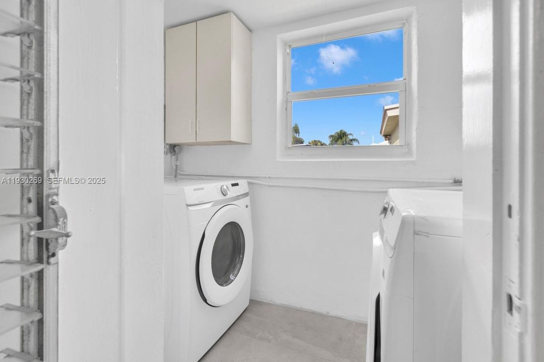 En Venta: $1,699,000 (3 camas, 2 baños, 1628 Pies cuadrados)