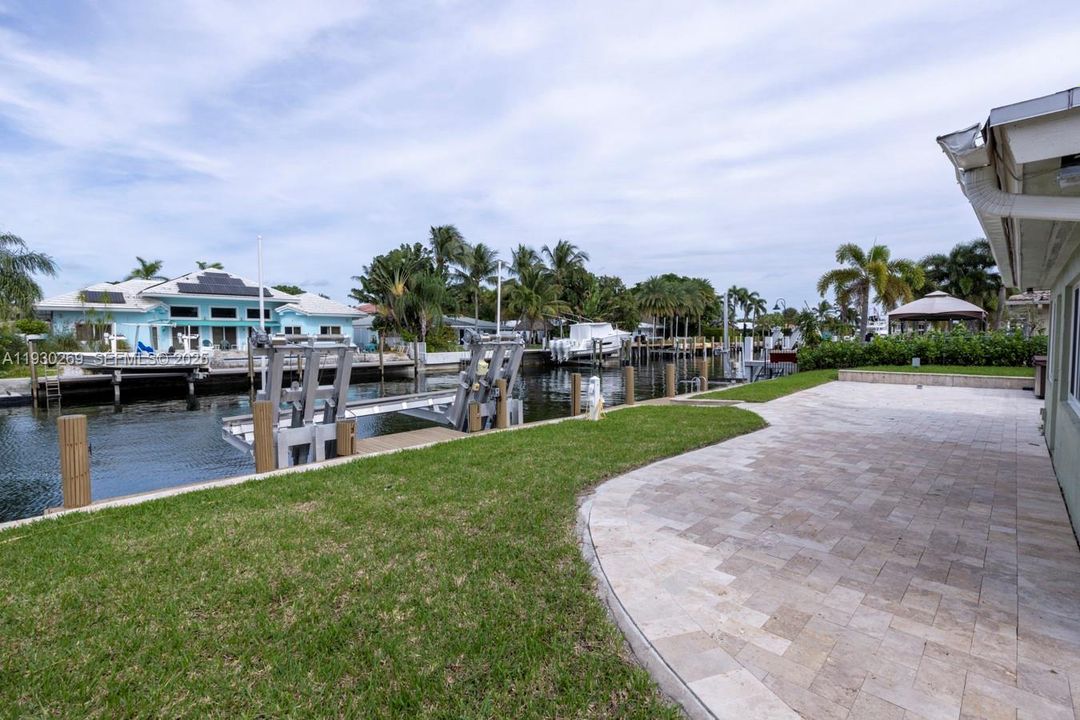 En Venta: $1,699,000 (3 camas, 2 baños, 1628 Pies cuadrados)