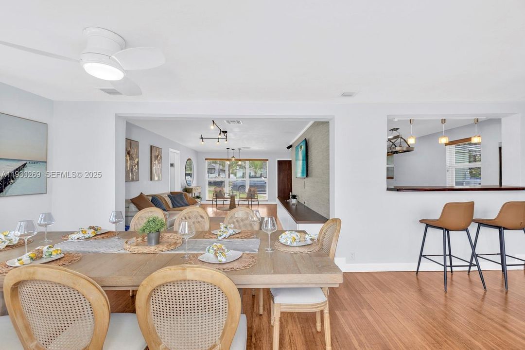 En Venta: $1,699,000 (3 camas, 2 baños, 1628 Pies cuadrados)