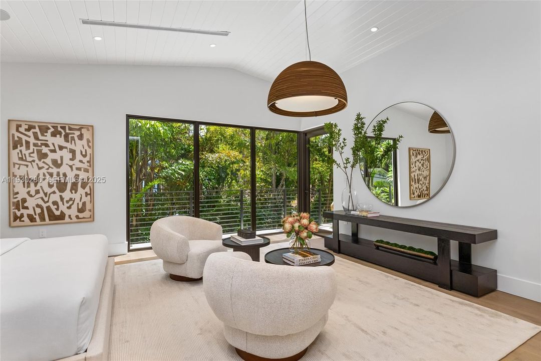 For Rent: $35,000 (5 beds, 5 baths, 4197 Square Feet)