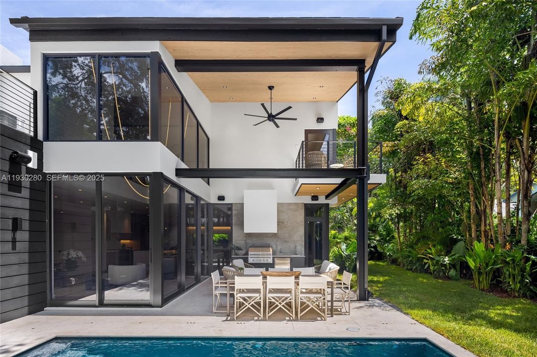 For Rent: $35,000 (5 beds, 5 baths, 4197 Square Feet)