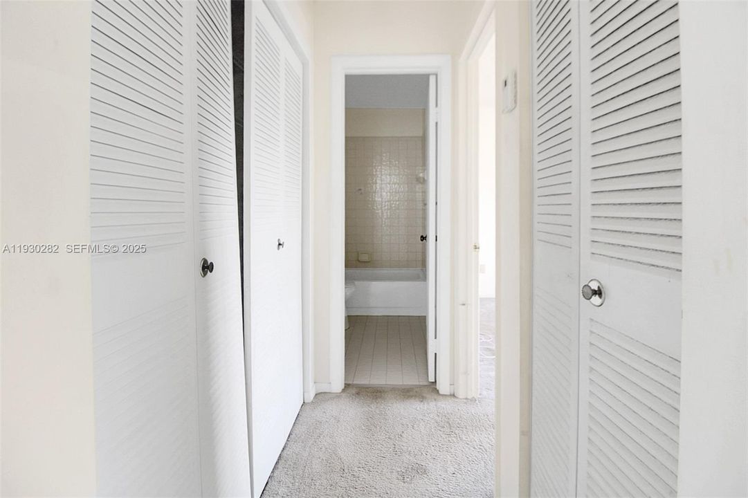 For Sale: $310,000 (3 beds, 2 baths, 1143 Square Feet)