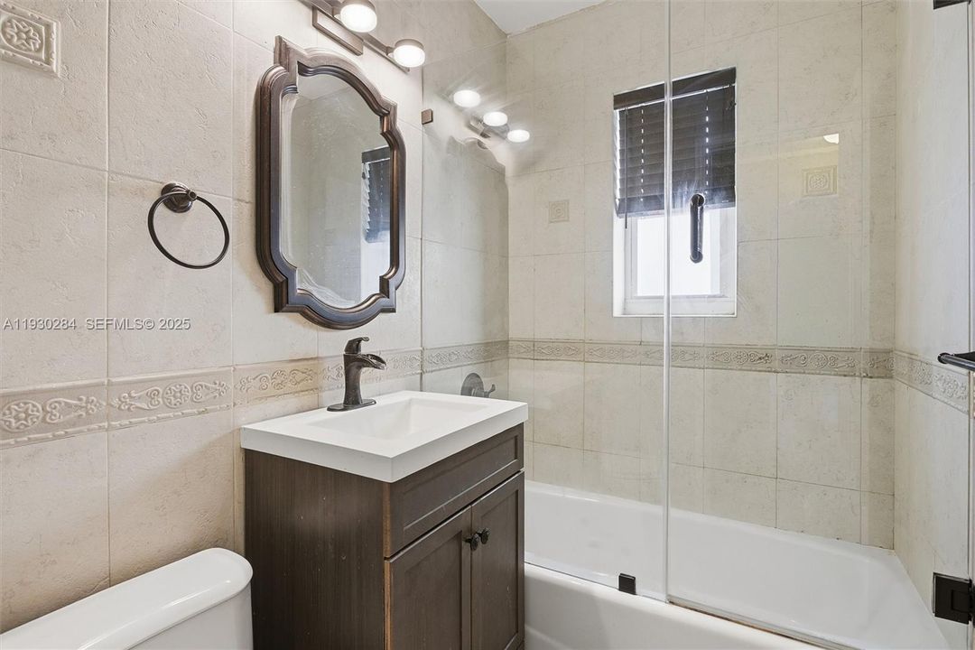 For Rent: $4,000 (4 beds, 3 baths, 1609 Square Feet)