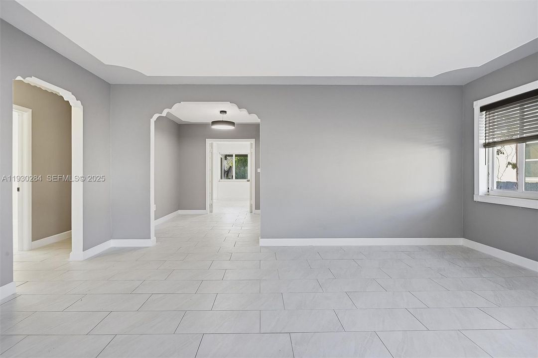 For Rent: $4,000 (4 beds, 3 baths, 1609 Square Feet)