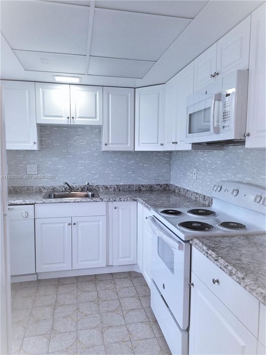 En Renta: $1,700 (1 camas, 1 baños, 800 Pies cuadrados)