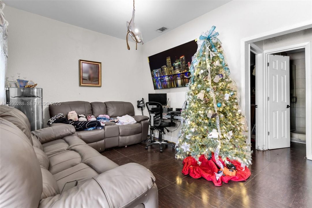 For Sale: $1,180,000 (0 beds, 0 baths, 3335 Square Feet)