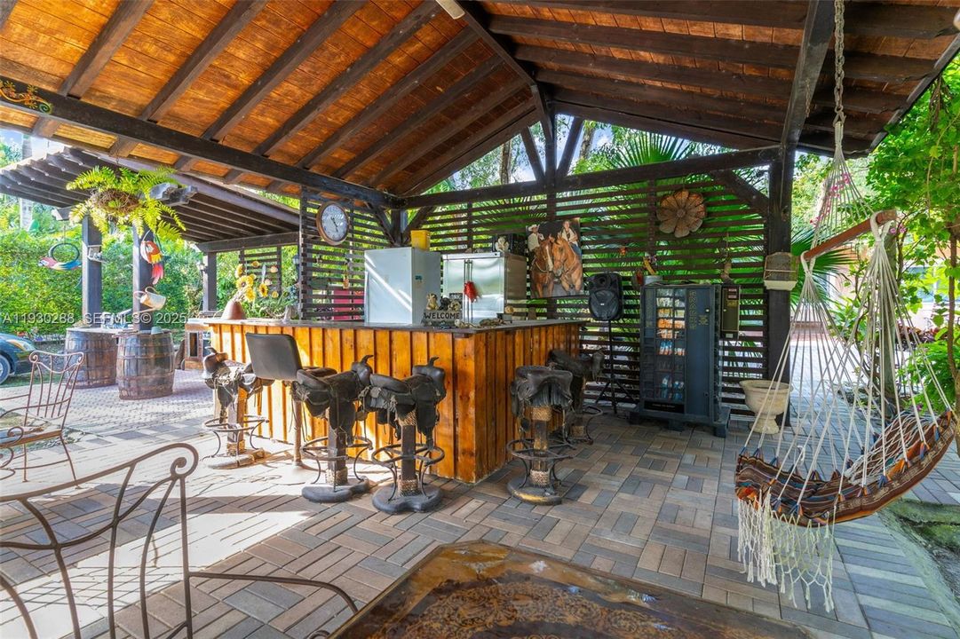 For Sale: $1,180,000 (0 beds, 0 baths, 3335 Square Feet)