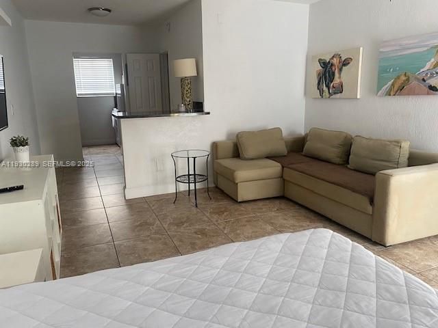 For Rent: $1,650 (0 beds, 1 baths, 442 Square Feet)