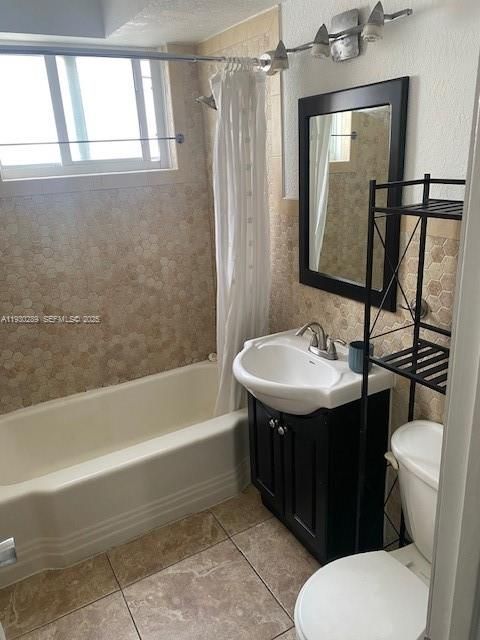 For Rent: $1,650 (0 beds, 1 baths, 442 Square Feet)