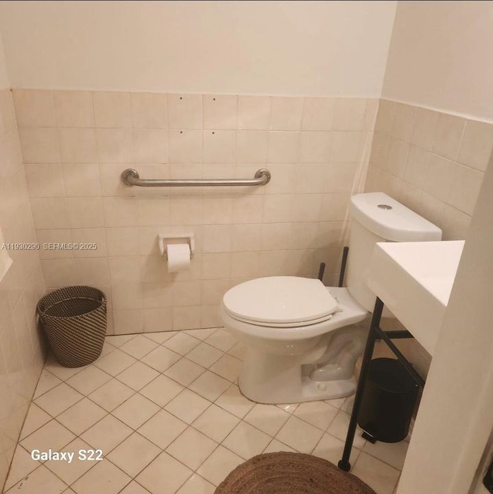 出租: $2,250 (0 贝兹, 0 浴室, 0 平方英尺)