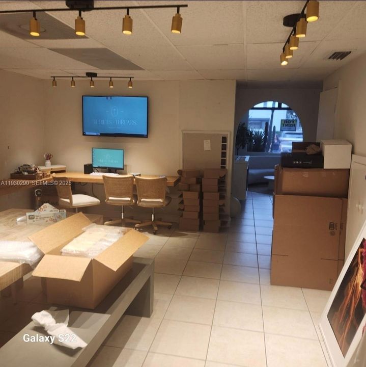 出租: $2,250 (0 贝兹, 0 浴室, 0 平方英尺)