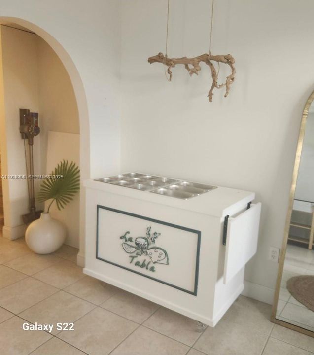 出租: $2,250 (0 贝兹, 0 浴室, 0 平方英尺)