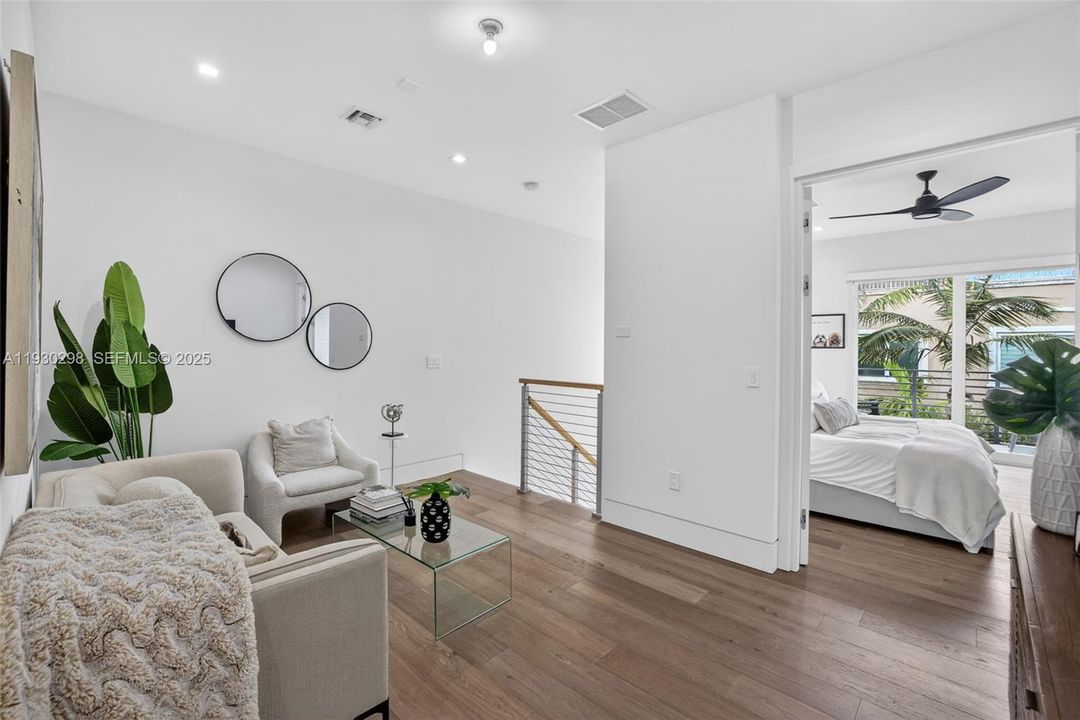 待售: $1,175,000 (3 贝兹, 3 浴室, 1981 平方英尺)