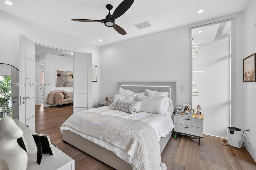 待售: $1,175,000 (3 贝兹, 3 浴室, 1981 平方英尺)