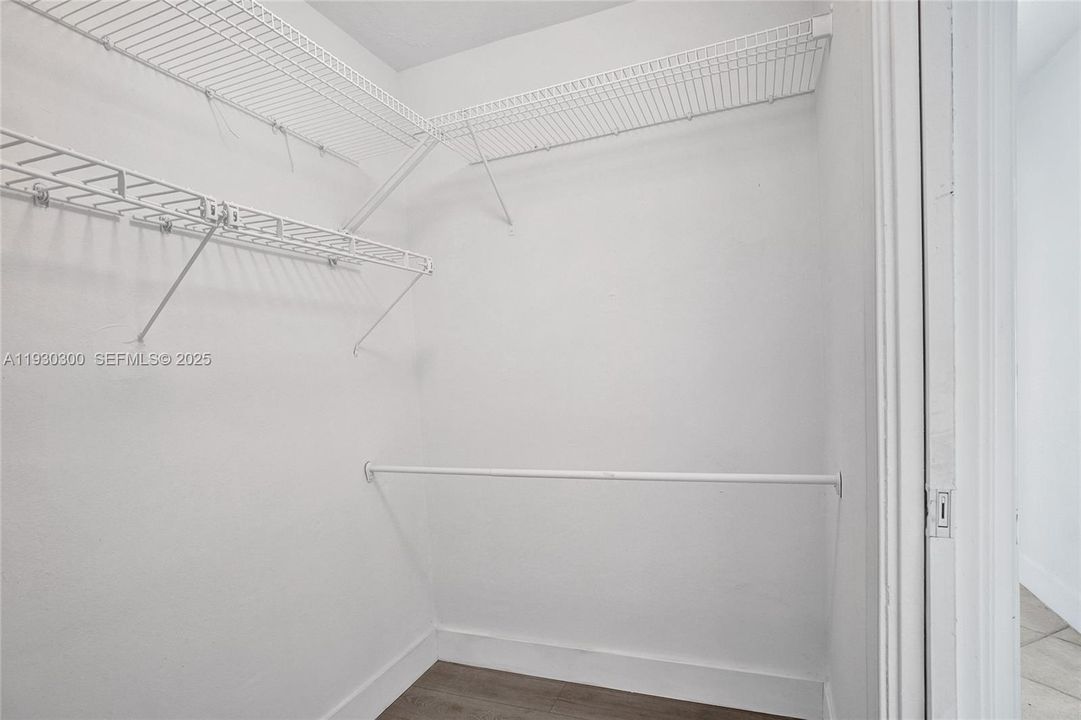 待售: $365,000 (2 贝兹, 2 浴室, 1587 平方英尺)