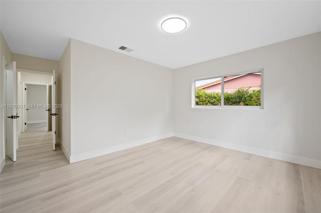 For Sale: $767,000 (3 beds, 2 baths, 1654 Square Feet)