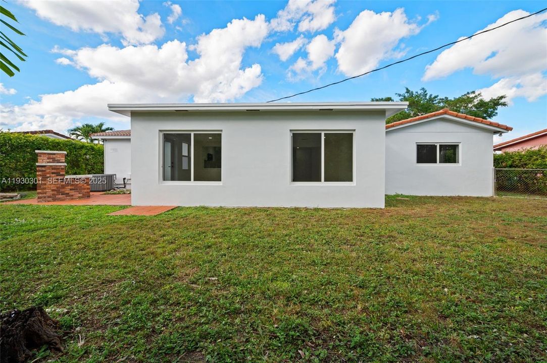 For Sale: $767,000 (3 beds, 2 baths, 1654 Square Feet)