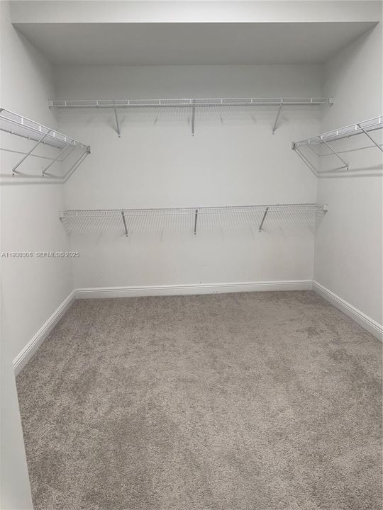 For Rent: $4,200 (3 beds, 2 baths, 2110 Square Feet)