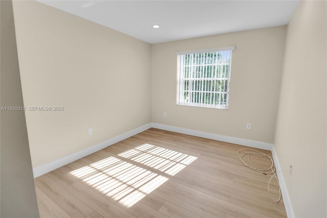 待售: $799,900 (4 贝兹, 2 浴室, 2622 平方英尺)