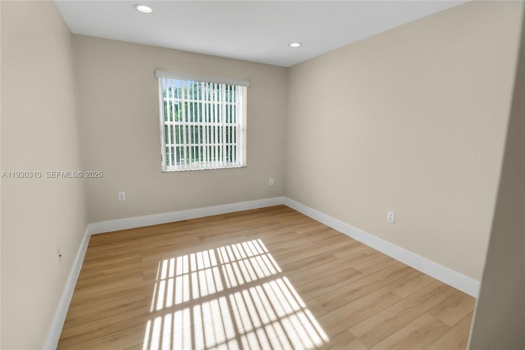 待售: $799,900 (4 贝兹, 2 浴室, 2622 平方英尺)