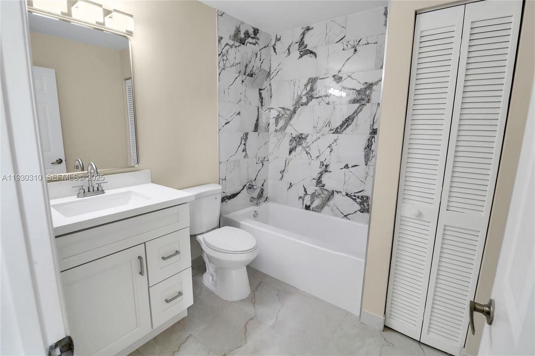 待售: $799,900 (4 贝兹, 2 浴室, 2622 平方英尺)