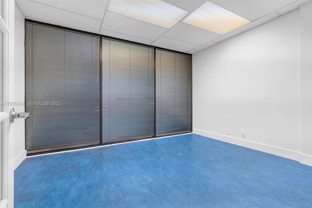 For Rent: $4,000 (0 beds, 0 baths, 0 Square Feet)