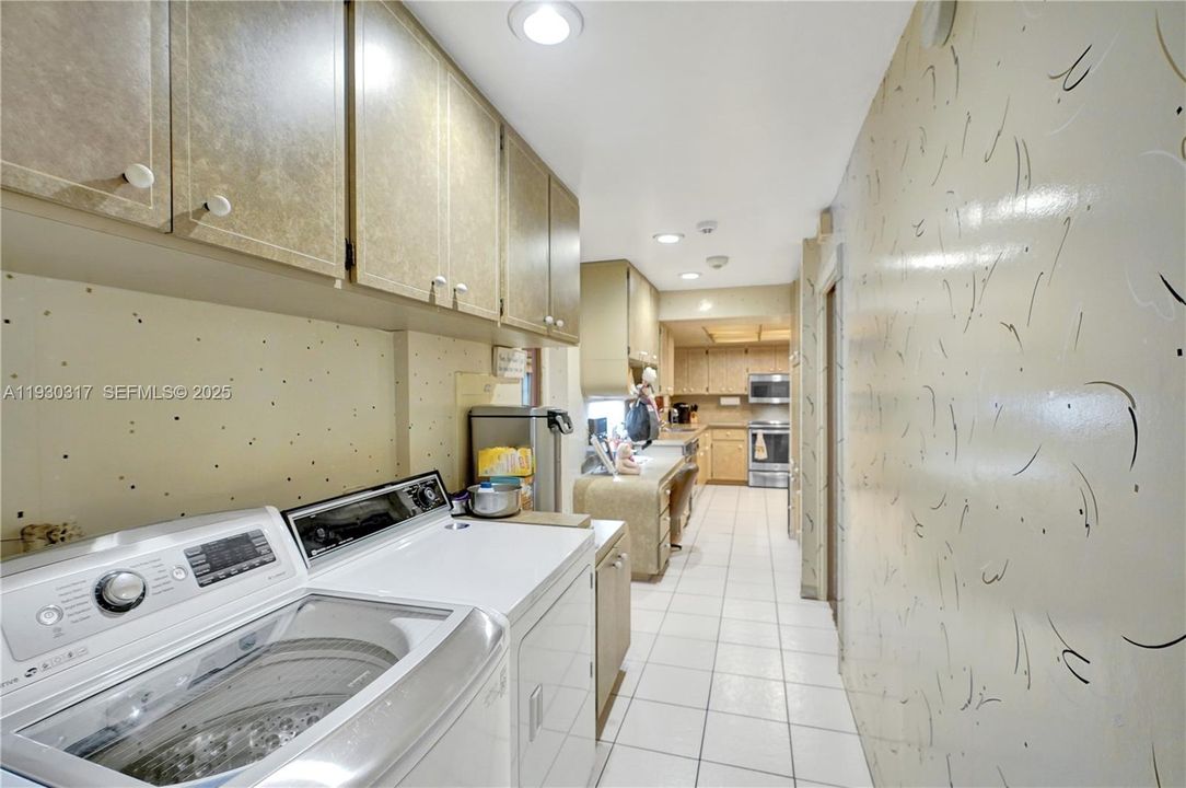 For Sale: $1,500,000 (4 beds, 4 baths, 2997 Square Feet)