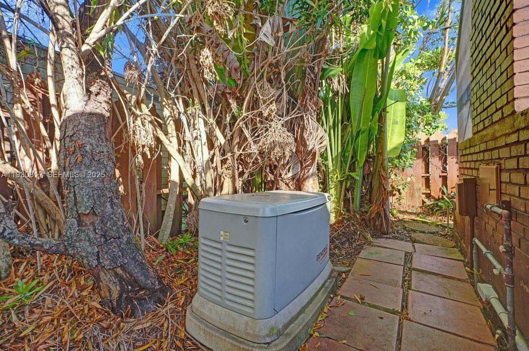 For Sale: $1,500,000 (4 beds, 4 baths, 2997 Square Feet)