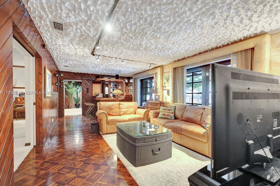 For Sale: $1,500,000 (4 beds, 4 baths, 2997 Square Feet)