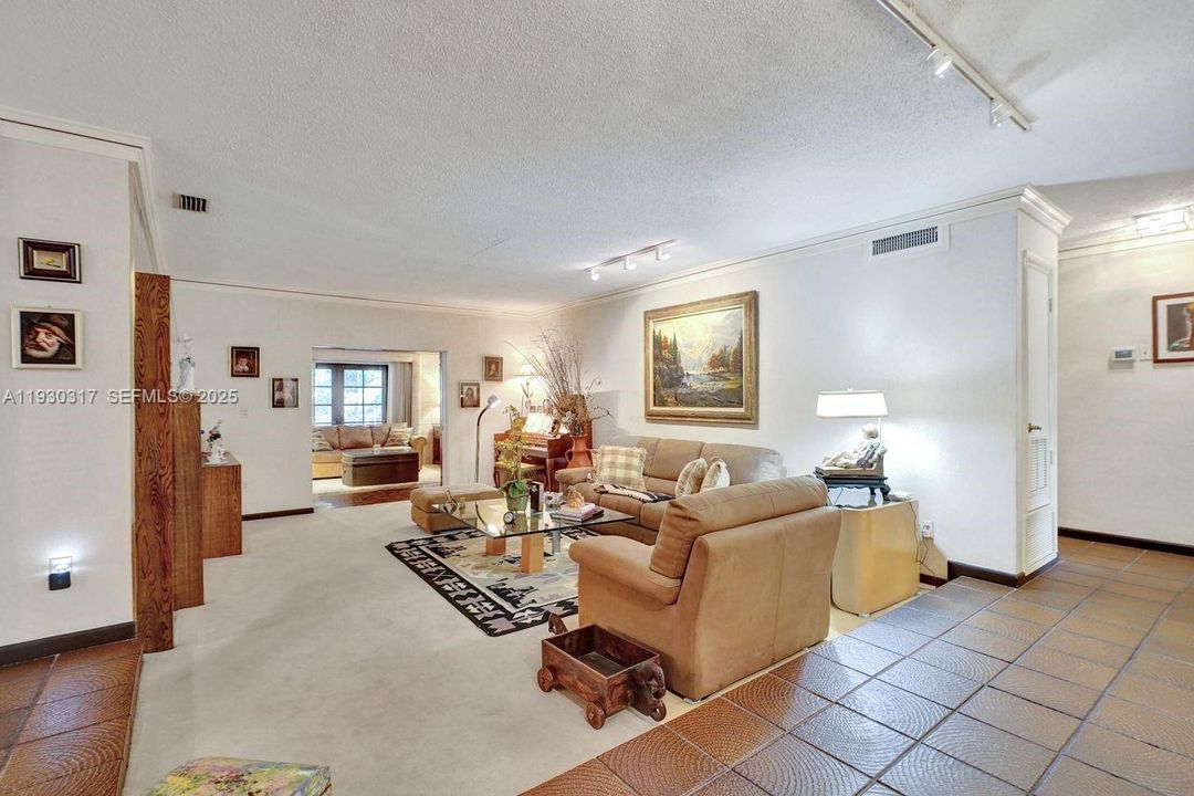 For Sale: $1,500,000 (4 beds, 4 baths, 2997 Square Feet)