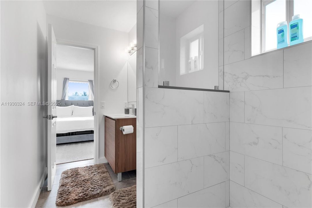 For Rent: $4,500 (3 beds, 3 baths, 1762 Square Feet)