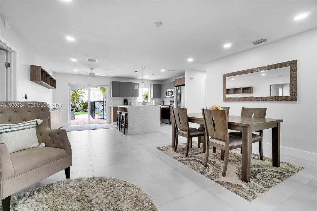 For Rent: $4,500 (3 beds, 3 baths, 1762 Square Feet)