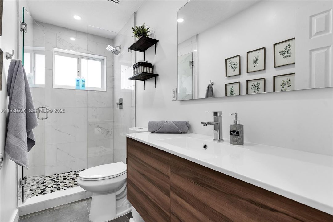 For Rent: $4,500 (3 beds, 3 baths, 1762 Square Feet)