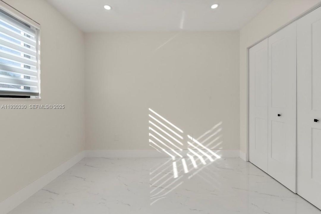 For Sale: $614,975 (3 beds, 2 baths, 1274 Square Feet)