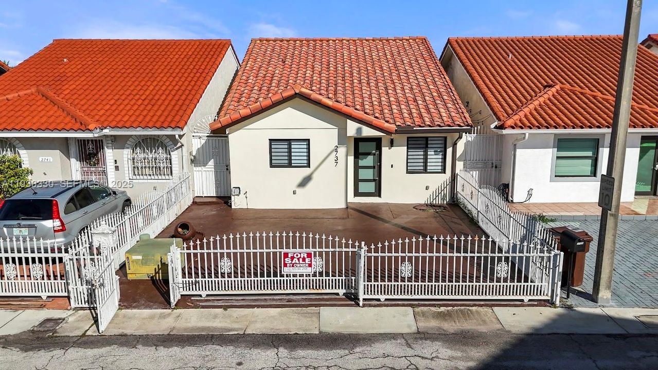 For Sale: $614,975 (3 beds, 2 baths, 1274 Square Feet)