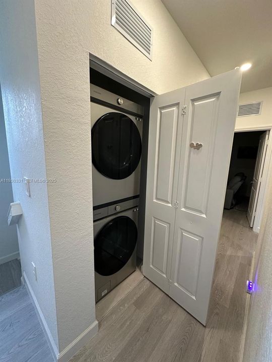 En Renta: $3,100 (4 camas, 2 baños, 1872 Pies cuadrados)