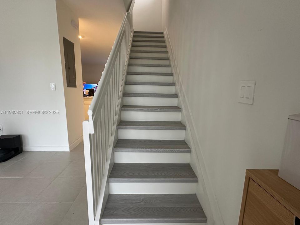 En Renta: $3,100 (4 camas, 2 baños, 1872 Pies cuadrados)