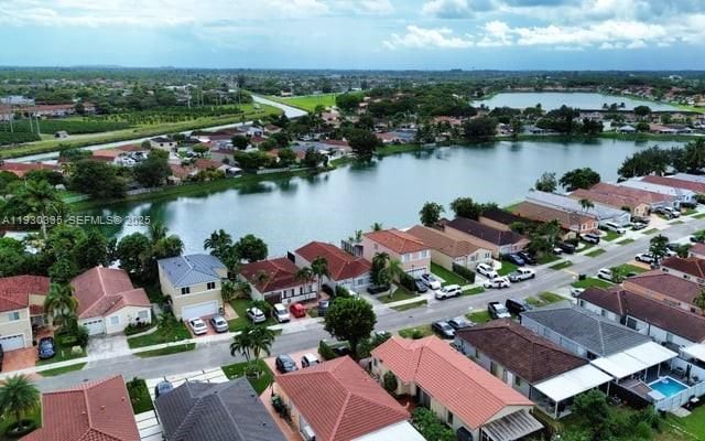 For Sale: $525,000 (3 beds, 2 baths, 1406 Square Feet)