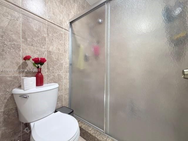 For Sale: $525,000 (3 beds, 2 baths, 1406 Square Feet)