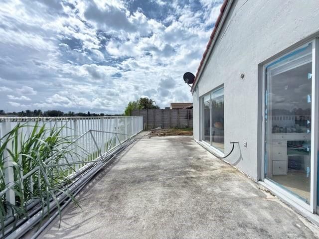 For Sale: $525,000 (3 beds, 2 baths, 1406 Square Feet)