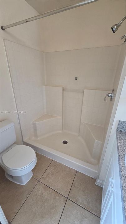 出租: $1,800 (3 贝兹, 2 浴室, 0 平方英尺)