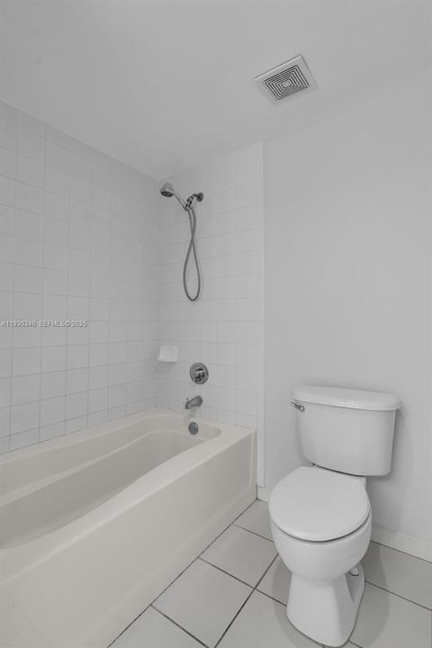 En Venta: $375,000 (3 camas, 2 baños, 1140 Pies cuadrados)