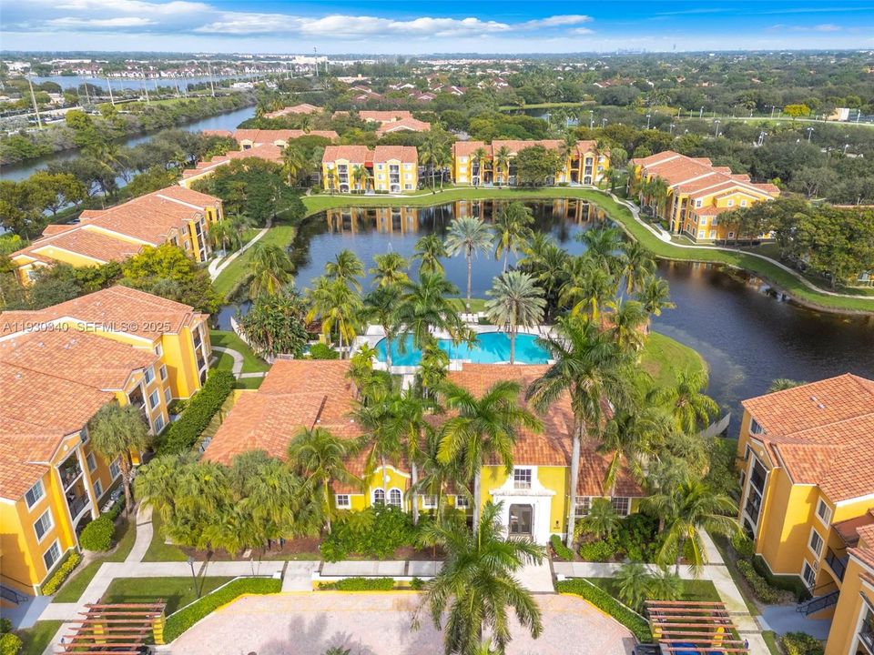 En Venta: $375,000 (3 camas, 2 baños, 1140 Pies cuadrados)