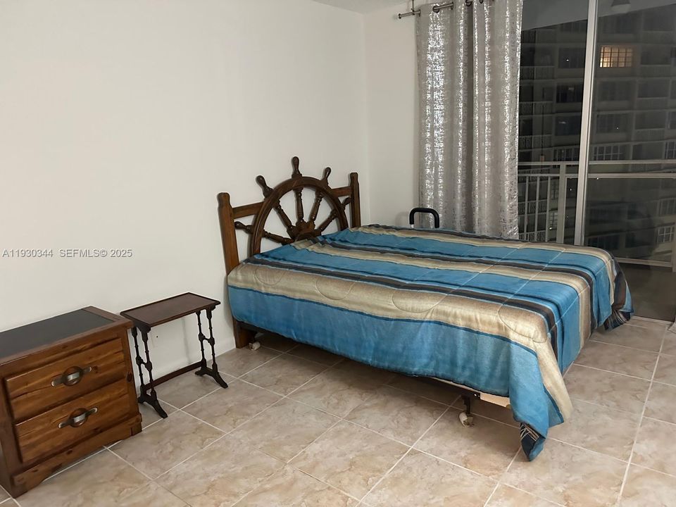 В аренду: $1,975 (1 спален, 1 ванн, 646 Квадратных фут)