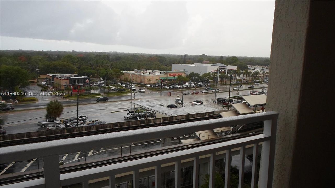 На продажу: $470,000 (2 спален, 2 ванн, 955 Квадратных фут)