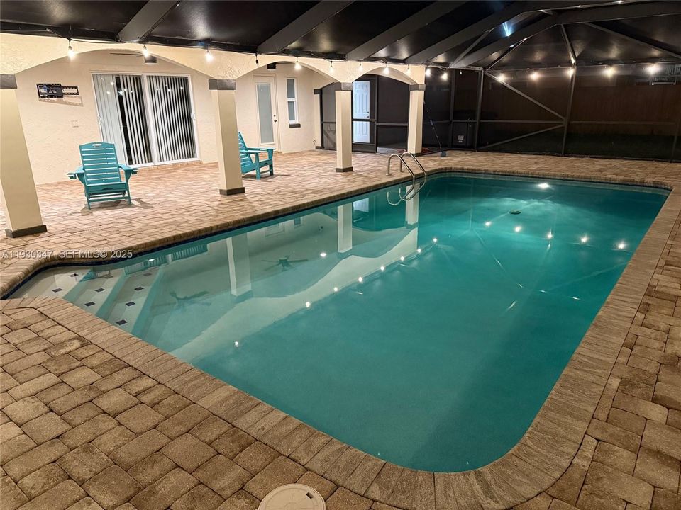 For Rent: $6,300 (3 beds, 3 baths, 2655 Square Feet)