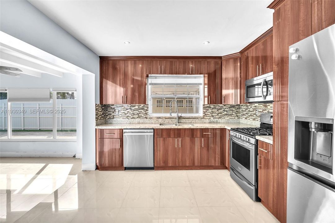 For Sale: $599,999 (4 beds, 2 baths, 1511 Square Feet)