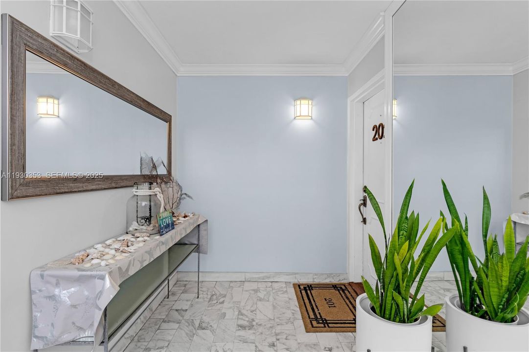 For Sale: $799,000 (3 beds, 2 baths, 1710 Square Feet)